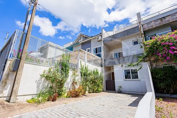house em Rua Silvino Nedel, Mário Quintana - Porto Alegre - RS