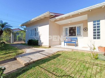 house em Rua Osvaldo Optiz, Estância Velha - Canoas - RS