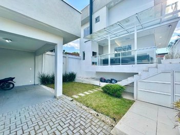 house em Rua Rolândia, Barreirinha - Curitiba - PR