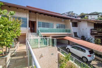 house em Rua Senador Annibal Di Primio Beck, Boa Vista - Porto Alegre - RS