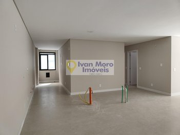 apartment em Rua César Nascimento, Jurerê - Florianópolis - SC