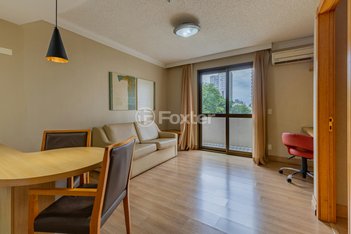 apartment em Rua Miguel Tostes, Rio Branco - Porto Alegre - RS