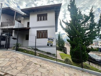 house em Rua Elvira Cruz Netto, De Lazzer - Caxias do Sul - RS