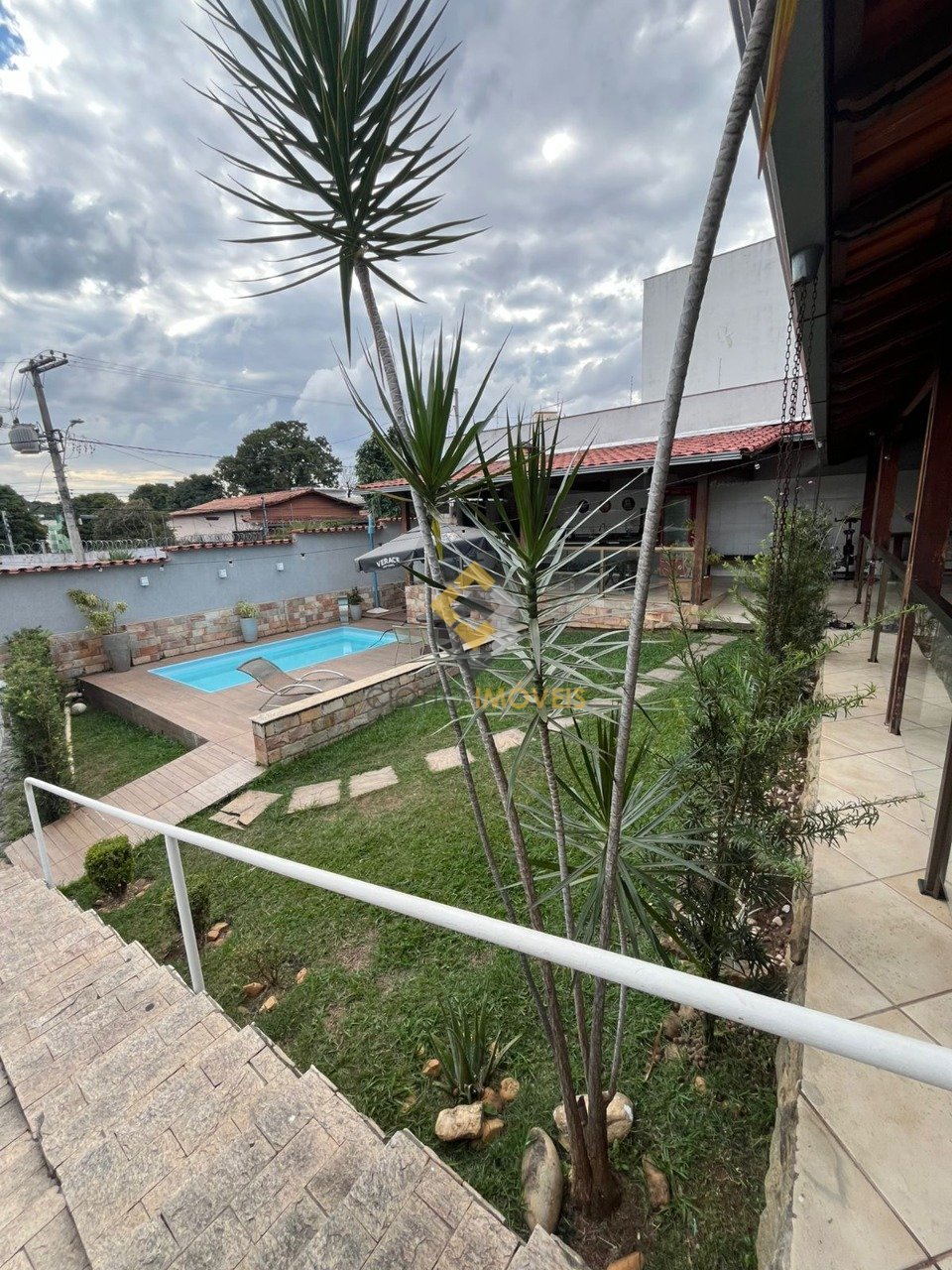 Casa com 3 quartos — Indaiá, Belo Horizonte