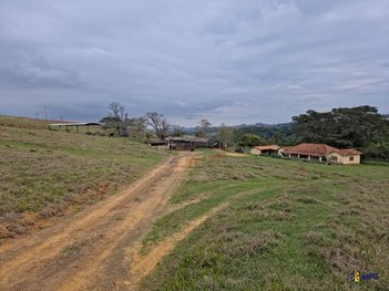 agricultural em Área Rural, Área Rural de Botucatu - Botucatu - SP