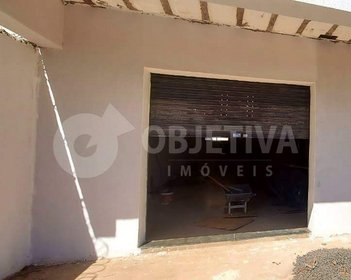 business em Avenida Itaipu, Granada - Uberlândia - MG