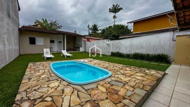 house em Avenida B, Toninhas - Ubatuba - SP