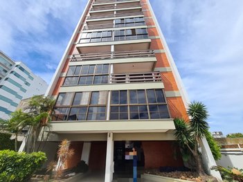 apartment em Rua Comendador Vasco Vieira da Fonseca, Centro - Rio Grande - RS