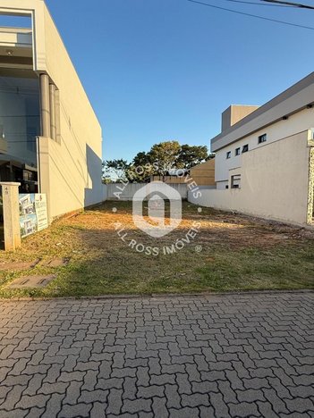 land_lot em Rua dos Pinheiros, Igara - Canoas - RS