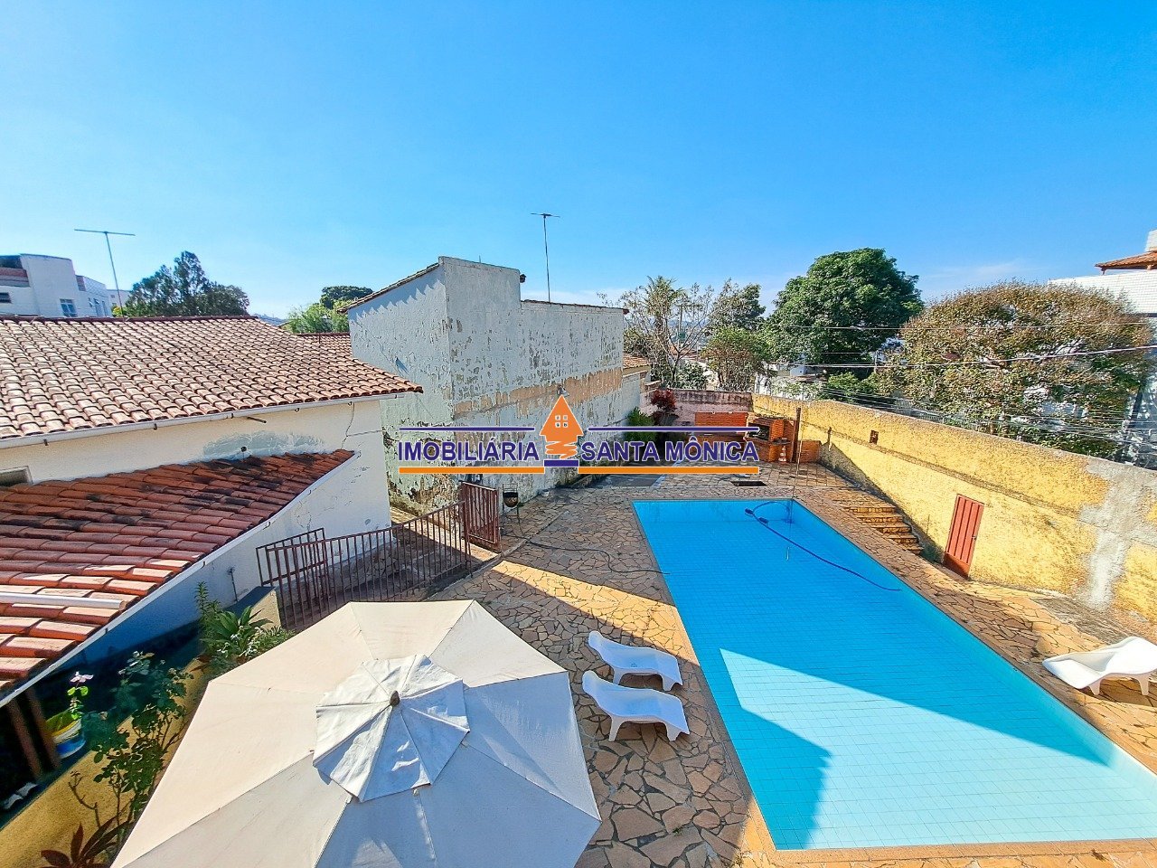 Casa com 7 quartos — Santa Amélia, Belo Horizonte