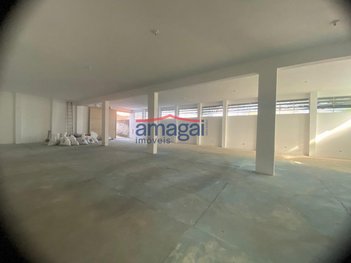 commercial_building em Avenida Lucas Nogueira Garcez, Jardim Nova Esperança - Jacareí - SP