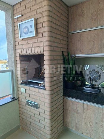 apartment em Rua Alfredo Tormin, Santa Mônica - Uberlândia - MG