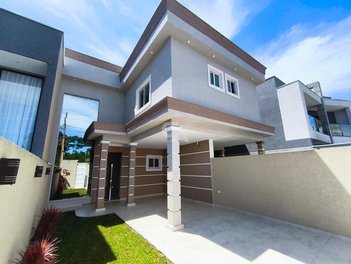 house em Rua Miguel Bertolino Pizatto, Iguaçu - Araucária - PR