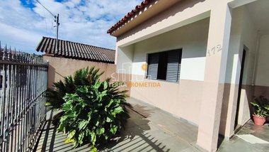 house em Rua Amazonas, Centro - Piumhi - MG