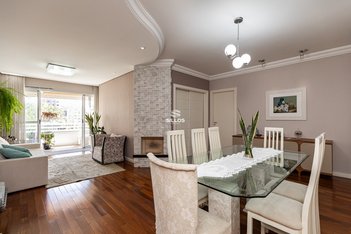 apartment em Rua Desembargador Isaías Bevilaqua, Mercês - Curitiba - PR