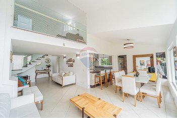 house em Estrada Otelo Zeloni, Granja Santa Maria - Carapicuíba - SP