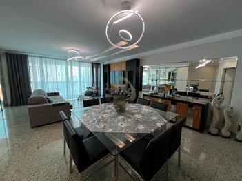 apartment em Rua 271, Meia Praia - Itapema - SC