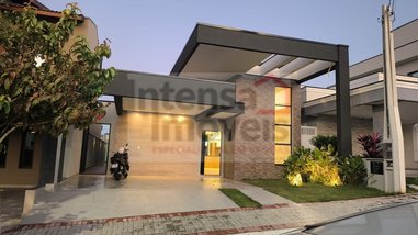house em Avenida Luiz Gonzaga das Neves, Caminho Novo - Tremembé - SP