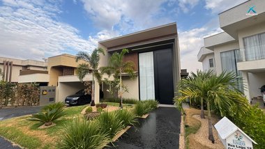 house em Rua Lago 1, Condomínio do Lago 1ª Etapa - Goiânia - GO