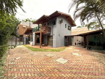 house em Laurindo Januário da Silveira, Lagoa da Conceição - Florianópolis - SC