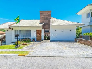 house em Rua das Azaléias, Bosque das Mansões - São José - SC