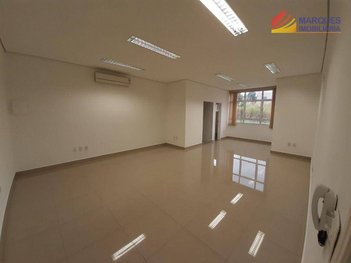 commercial_building em Rua Augusto de Oliveira Camargo, Centro - Indaiatuba - SP