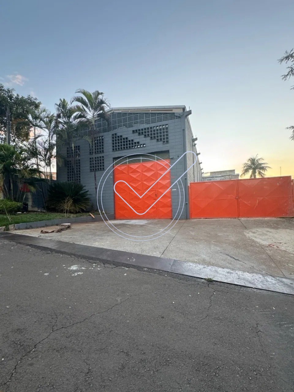 WhatsApp Image 2025-04-24 at 13.24