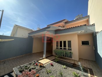 house em Rua Alba Guimarães, Zona 07 - Maringá - PR
