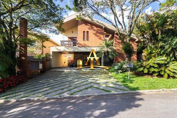 house em Alameda Inhambú, Alphaville - Santana de Parnaíba - SP