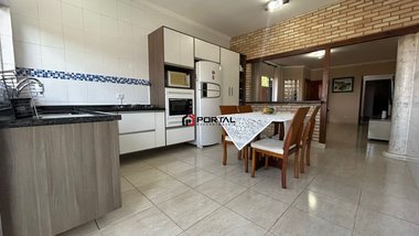 house em Estrada Manoel Lages do Chao, Jardim Caiapiá - Cotia - SP