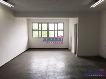 office em Siqueira Campos, Centro - Jacareí - SP