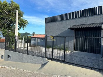 industrial em Rua Manoel da Silveira Dutra, Praia de Fora - Palhoça - SC