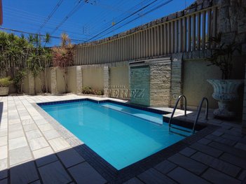 house em Rua Suíça, Jardim Adriana II - Londrina - PR