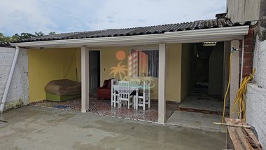 house em Rua Vinte e Nove, Matinhos - Matinhos - PR