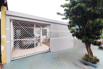 house em Rua Bélgica, Igapó - Londrina - PR