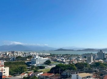 apartment em Flores da Cunha, Capoeiras - Florianópolis - SC