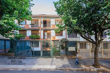 apartment em Rua Coronel Corte Real, Petrópolis - Porto Alegre - RS