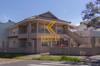 house em Praça Alfred Sehbe, Vila Ipiranga - Porto Alegre - RS