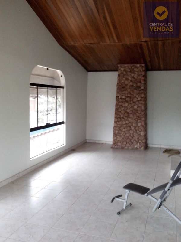 Casa com 5 quartos — Santa Rosa, Belo Horizonte
