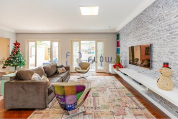 house em Avenida Professor Rubens Gomes de Souza, Jardim Cordeiro - São Paulo - SP