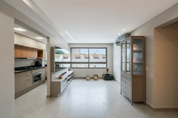 apartment em Rua Cipó, Vila Ipiranga - Porto Alegre - RS