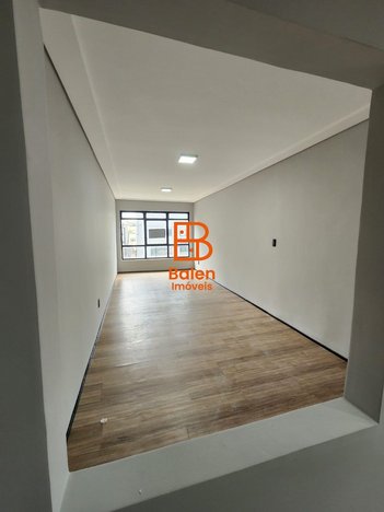 office em Rua La Salle, São Pelegrino - Caxias do Sul - RS