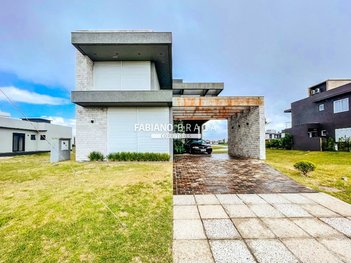 house em Avenida Diamante, Rainha do Mar - Xangri-Lá - RS