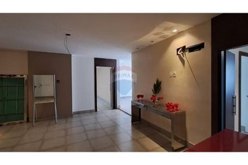 office em Avenida do Contorno, São José - Uberaba - MG