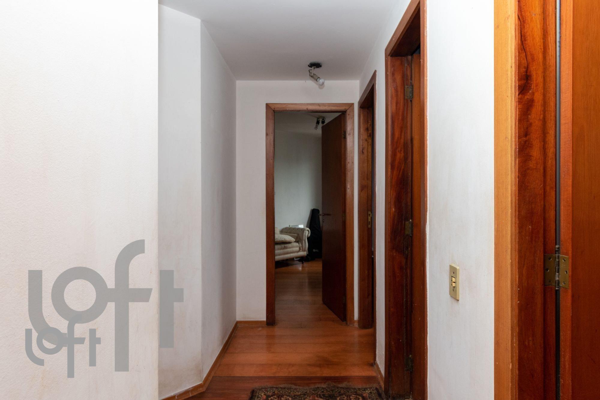MASTER_BEDROOM