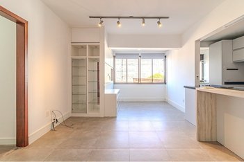 apartment em Rua Roque Calage, Passo da Areia - Porto Alegre - RS