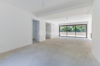 apartment em Rua Tajuja, Três Figueiras - Porto Alegre - RS