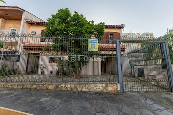 house em Rua Padre Alois Kades S J, Vila Ipiranga - Porto Alegre - RS