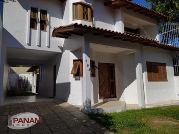 house em Avenida Pereira Pinto, Jardim São Pedro - Porto Alegre - RS