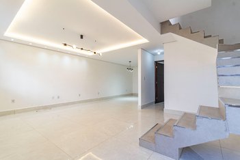 house em QE 56 Conjunto H, Guará II - Brasília - DF